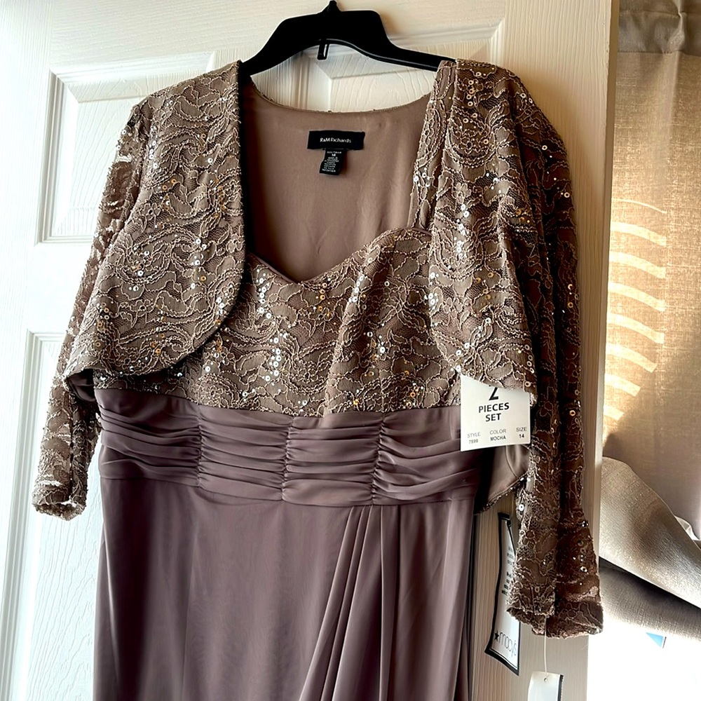 R&M Richards, 2 piece dress; never worn/tagged attached
